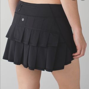 Black lululemon skirt